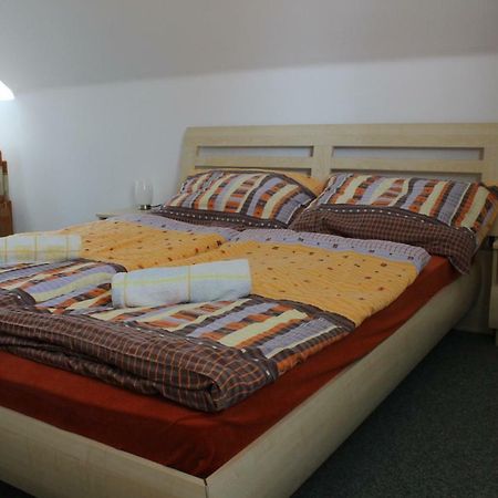Apartmán V Podskalí Hluboká nad Vltavou Exterior foto